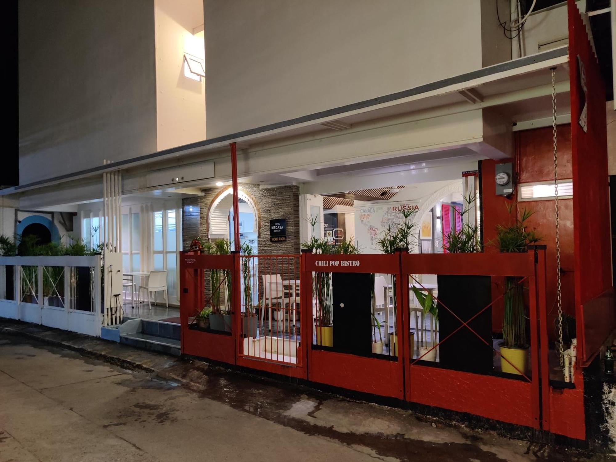 โรงแรมเมกาซา Balabag  ภายนอก รูปภาพ